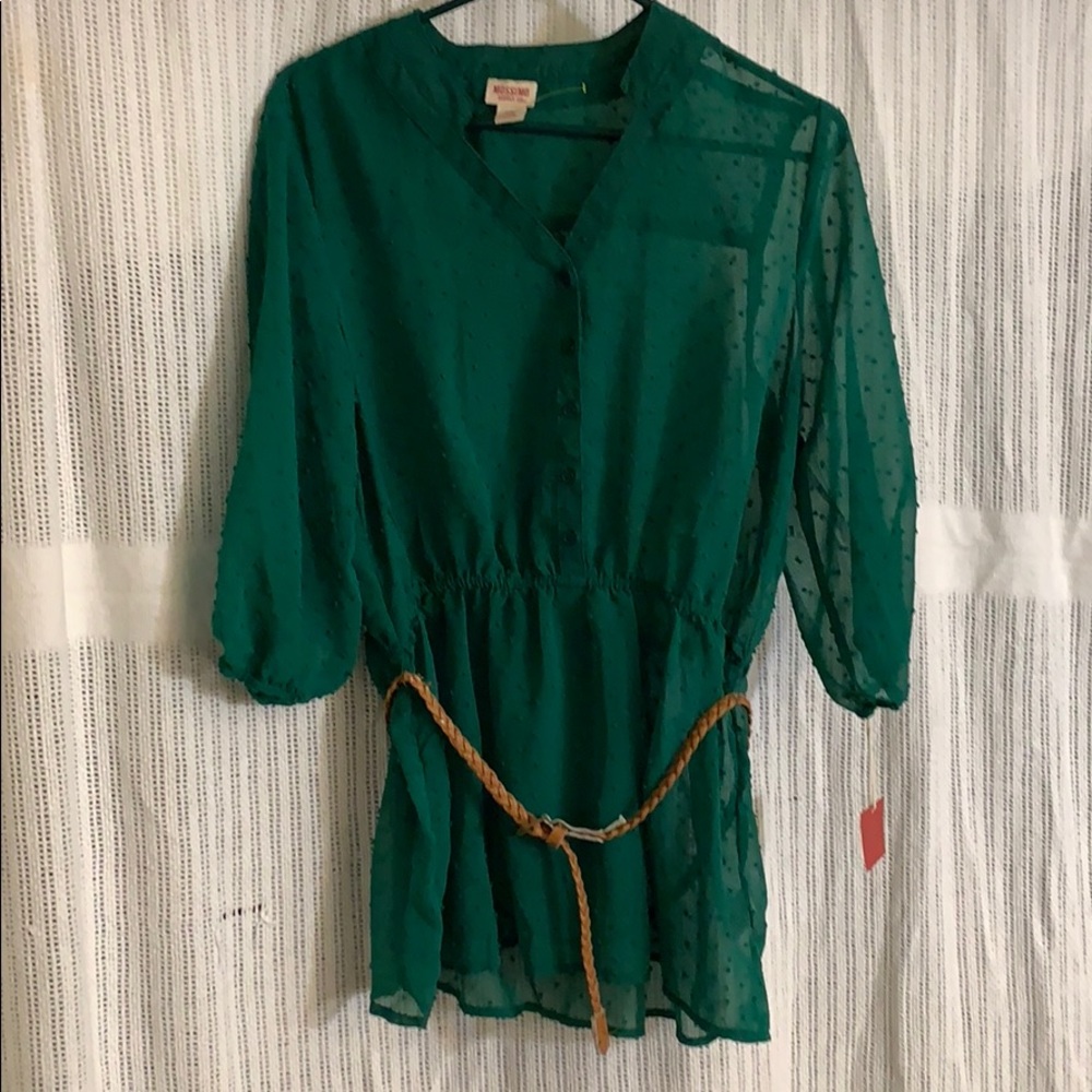Green Mossimo sheer cinched blouse